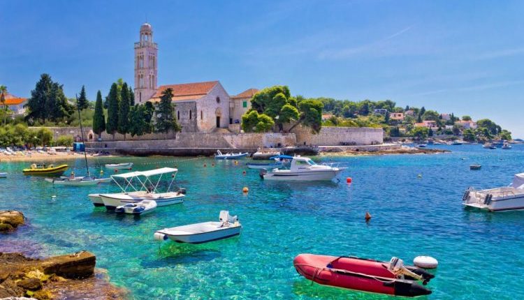 The-climate-of-Hvar-is-characterized-by-mild-winters-and-warm-summers