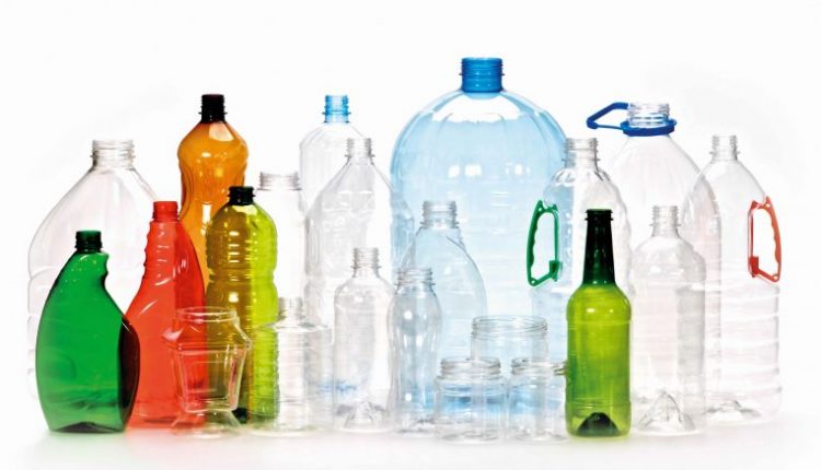 الزجاجات البلاستيكية