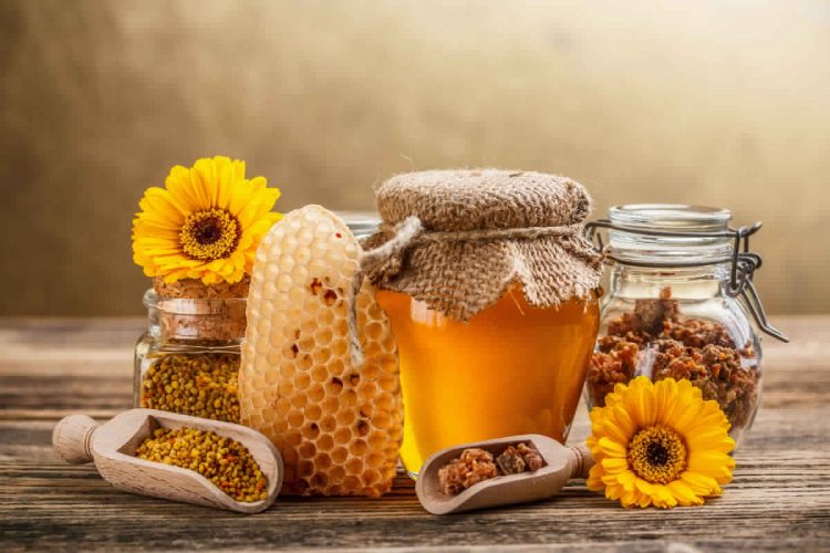 7 فروقات بين عسل النحل الطبيعي والمغشوش