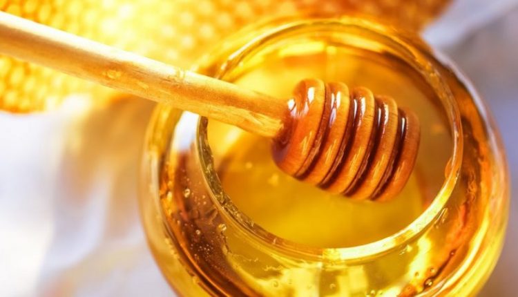 تجربة العسل في المنديل